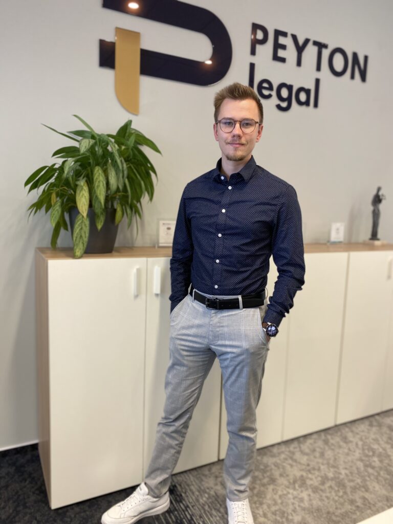 Vojtěch Mikšík – new junior lawyer of PEYTON legal 1